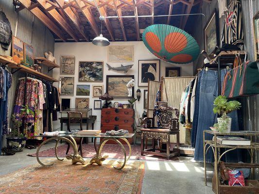 Antiques, art and vintage clothing