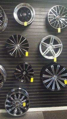 Huge selection and lowest price custom wheels