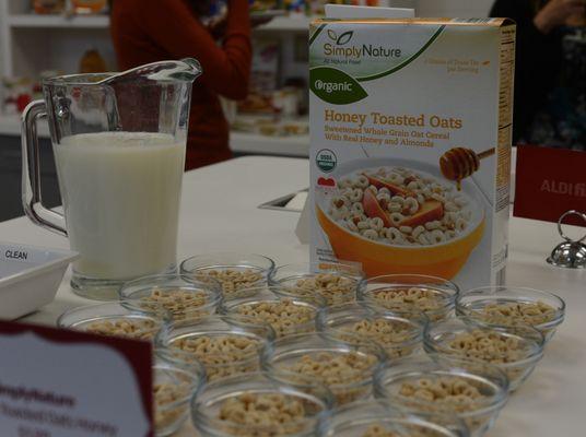 Aldi's Organic Cereal by Simply Nature