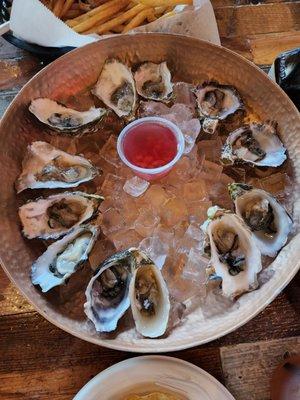 1 dozen oysters $30