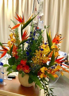 Gorgeous tropical arrangement!