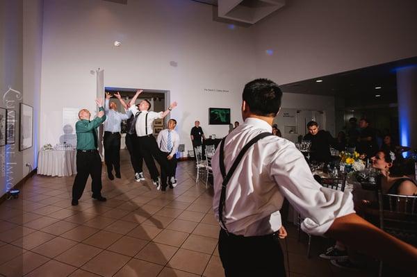 Garter toss