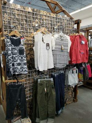 New arrivals in both men's and women's active outdoor clothing from Columbia & Kühl hitting the shelves.