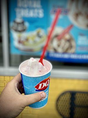 Frosted Animal Cracker Blizzard!