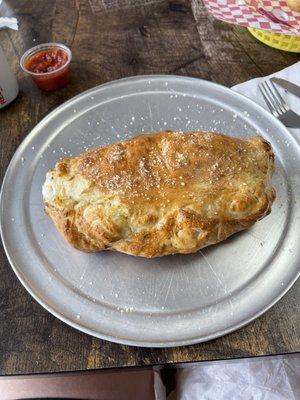 Pepperoni calzone