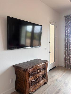 Tv installation and wire concealment #electrical #tvmounting #hometheater