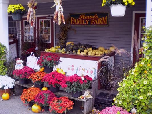 Howe's Country Store