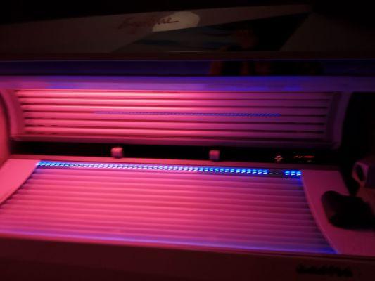 Red light therapy bed