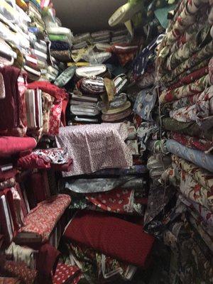 A "blind alley" of fabric!