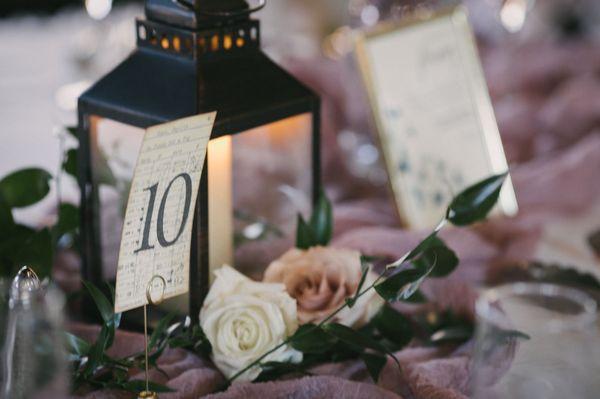 Centerpiece with flowers