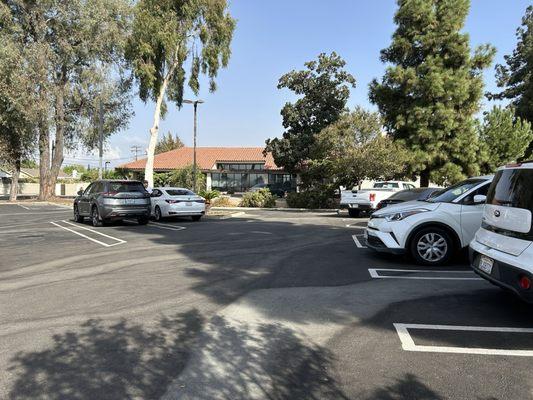 10/18/24 Parking shared with other businesses in the plaza