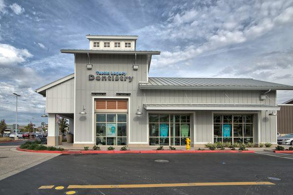 Looking for a family dentist in Tustin, CA? You have come to the right spot!