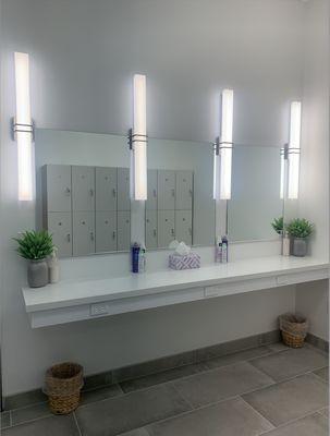 Whether you're on your way to work or to meet friends, the beauty bar offers the perfect lighting for getting ready after class.