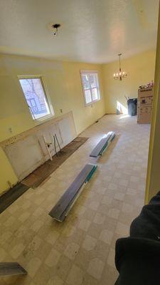 Before picture kitchen remodel with custom made cabinets.