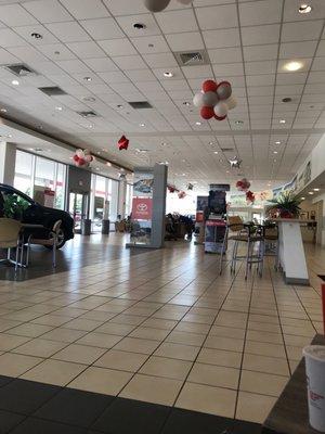 Lynch Toyota of Auburn