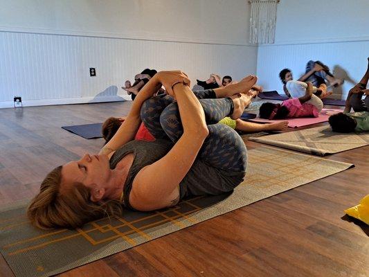 Family Yoga Night Mini Yoga and Literacy