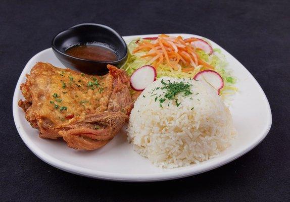 Crispy Chicken with Jasmine rice- marinated chicken fried to perfection served with house sauce