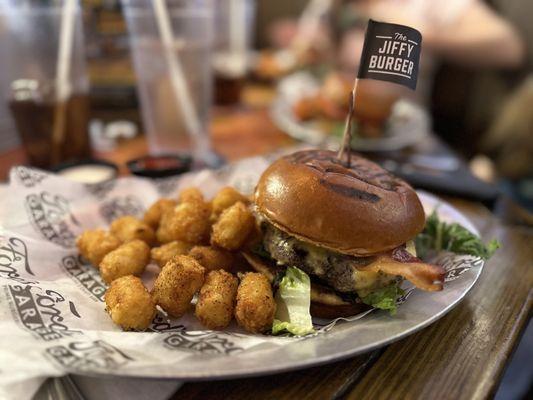 THE JIFFY BURGER with FORD'S CLASSIC TOTS