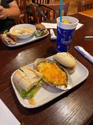 Shrimp Po'Boy with Macaroni and cheese