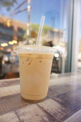 Iced harvest spice latte