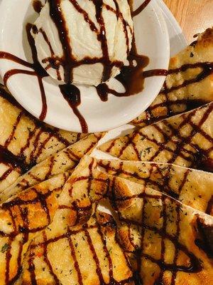 Amazing appetizer -- balsamic flatbread with goat cheese