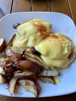 Eggs Benedict