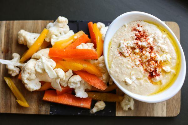 Hummus with Veggies