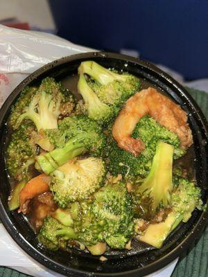 SF18. Shrimp with Broccoli