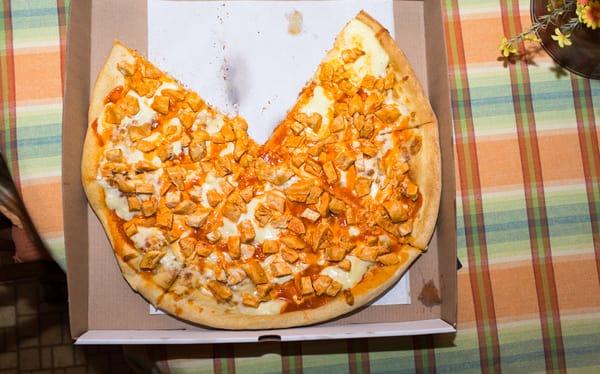 Buffalo Chicken Large Pizza