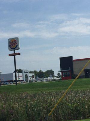 Burger King of Harrisburg -- 6045 Allentown Boulevard / Route 22, Junction of South Mountain Road, Harrisburg         Sign & Exterior