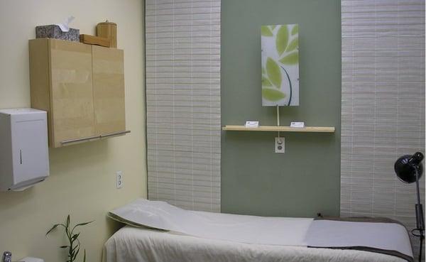 acupuncture room