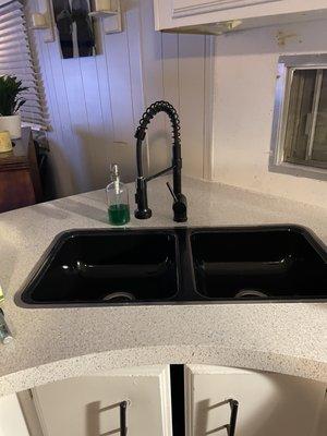 Kitchen sink