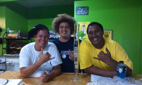 A bunch of happy Irie Hawaii costumers!!!!