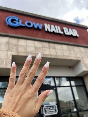 Glow Nail Bar