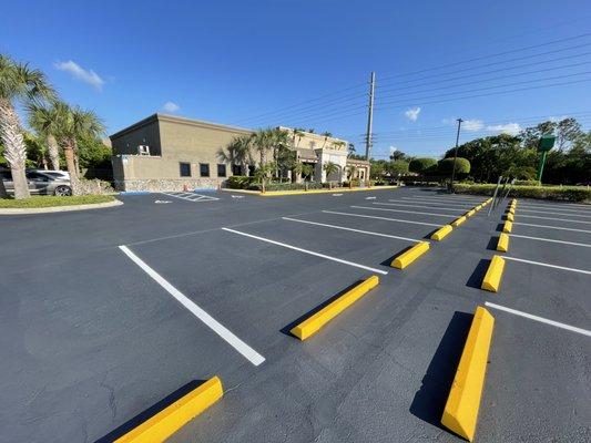 Carrabba's in Suntree sealcoating and striping