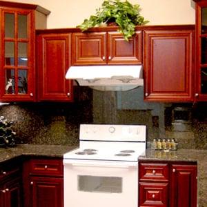 Maple Wood Cabinet with Tan Brown Granite Countertop