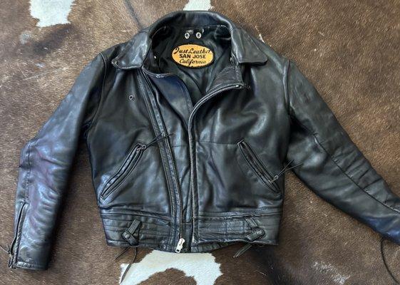 Just Leathers was a nor-cal ICONIC shop,   Legendary for their high quality CHP-style jackets.
 
 Anthonys gave mine a new life