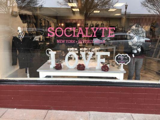 Front of Socialyte Boutique