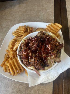 Bbq pork mac and cheese