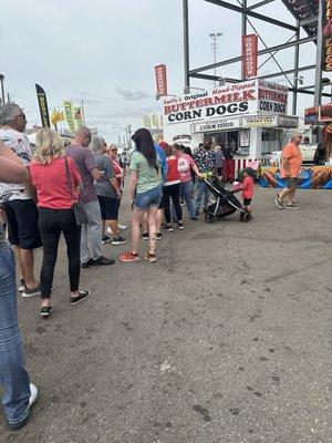 Always a long line for Smitty's