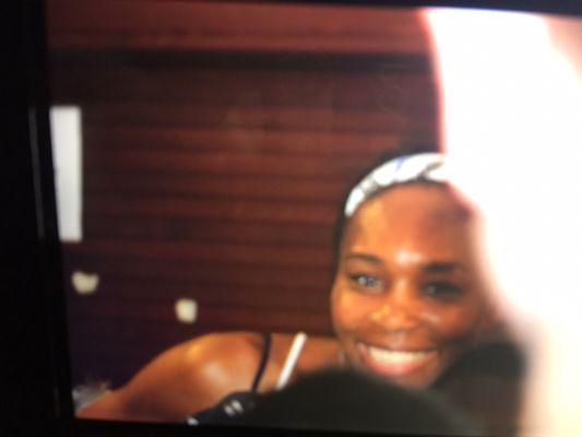 Venus Williams greeting fans!!