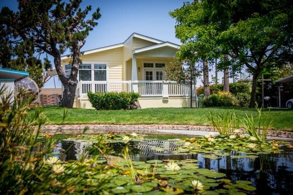 Beautiful lakefront Manufactured Home