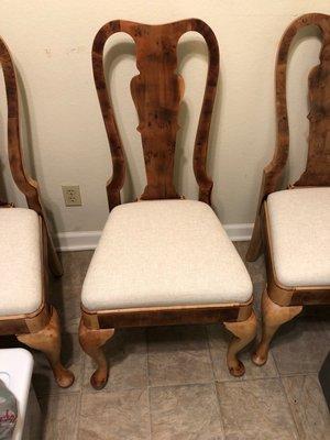 Dining room chair