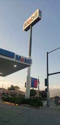 Mobil sign