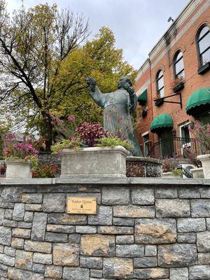 Monk fountain