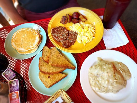 Horizon combo and Biscuits & Gravy