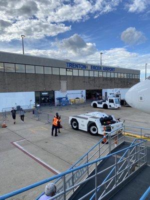 boarding at terminal 2