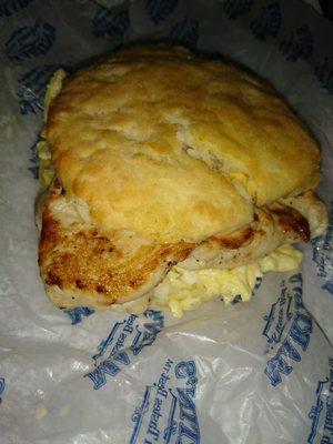 Grilled chicken egg and cheese (large)