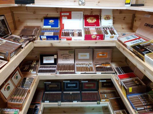 Nice selection of hand rolled cigars.