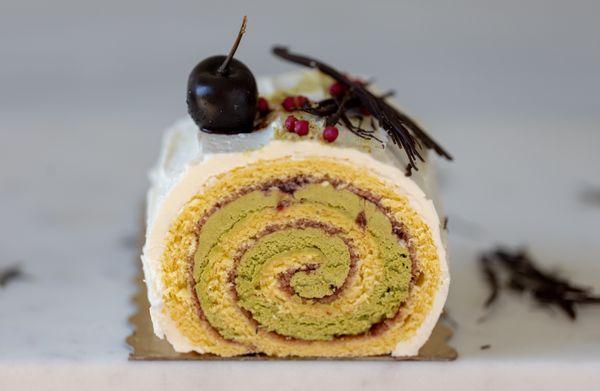 Buche Pistachio Cherry Roulee